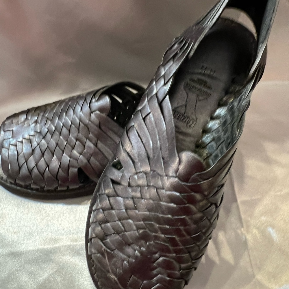 Ladies Brand X huaraches dark pewter leather size 11.5